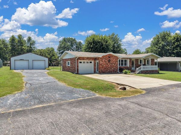 310 East Carnes Street, Wheaton, MO 64874