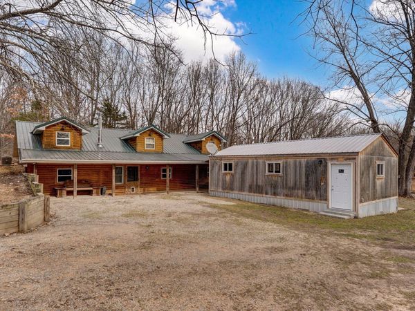 1355 State Highway 32, Long Lane, MO 65590