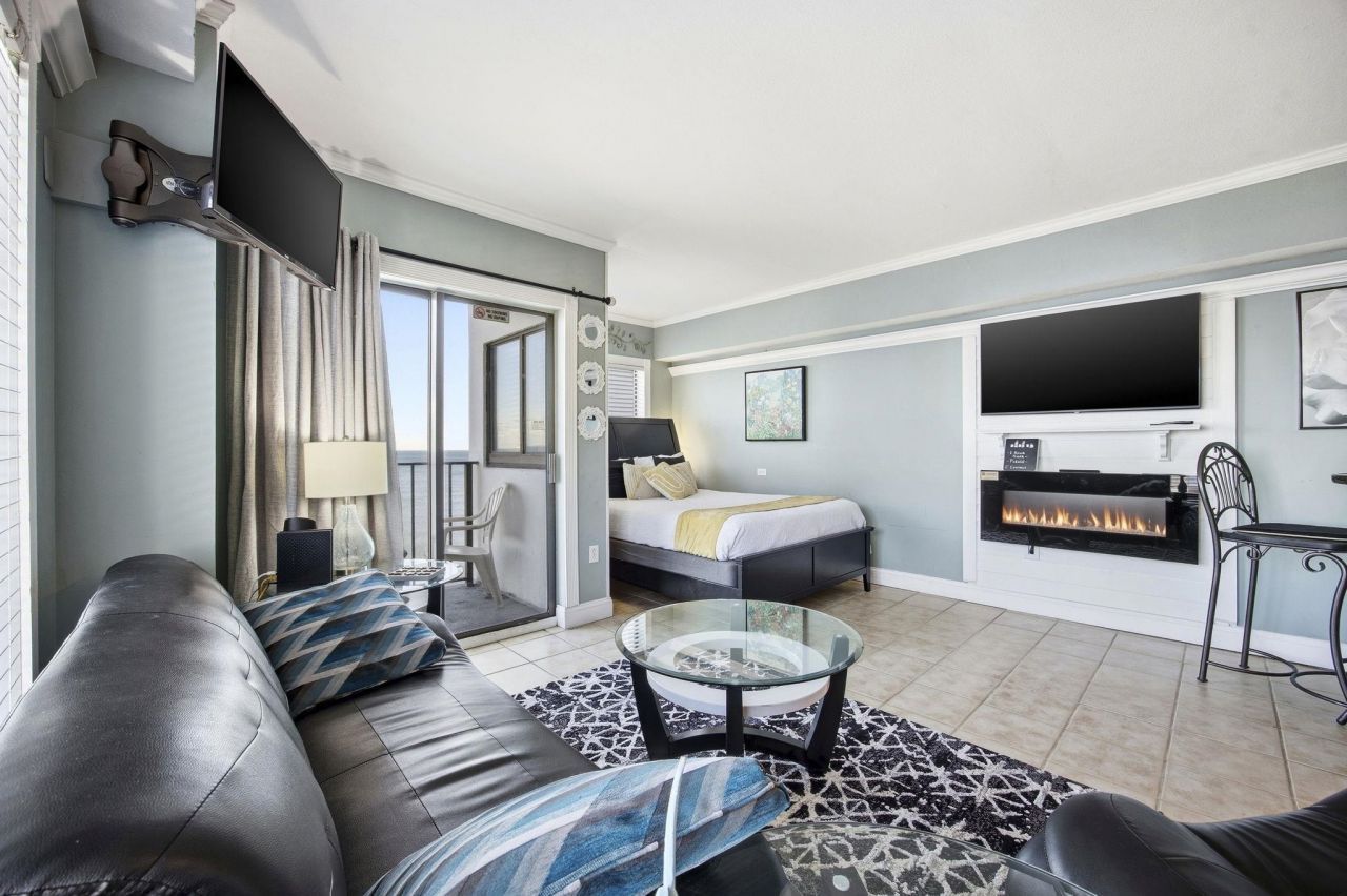 1605 S Ocean Blvd. Photo 7