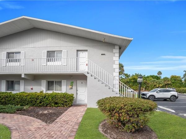 8071 Country RD, Unit 206, FORT MYERS, FL 33919