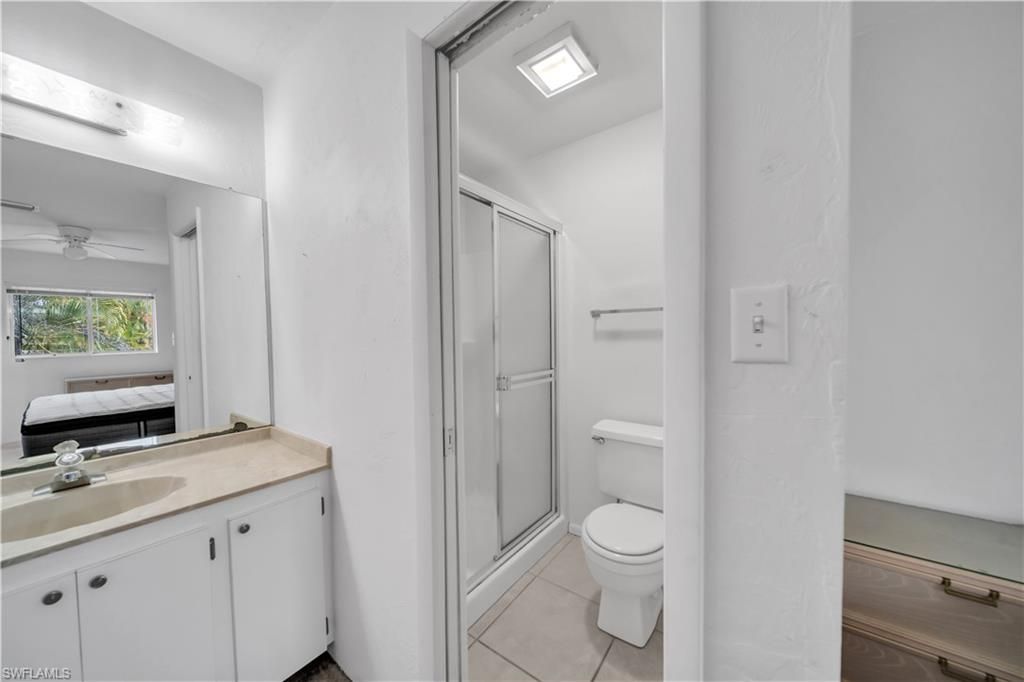 8071 Country Rd, Unit 206, Fort Myers, FL 33919 Photo