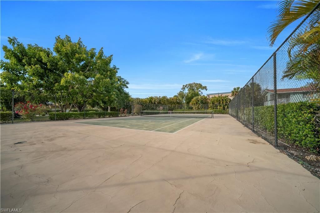 8071 Country Rd, Unit 206, Fort Myers, FL 33919 Photo
