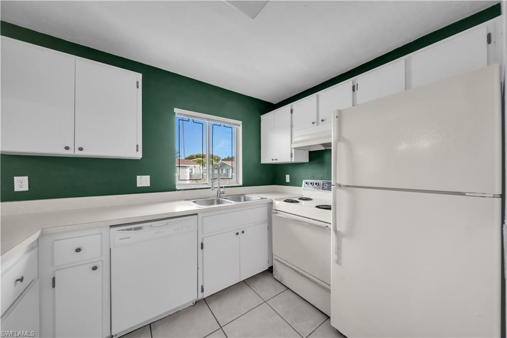 8071 Country Rd, Unit 206, Fort Myers, FL 33919 Photo