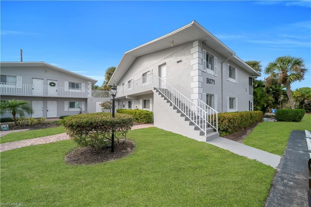 8071 Country Rd, Unit 206, Fort Myers, FL 33919 Photo