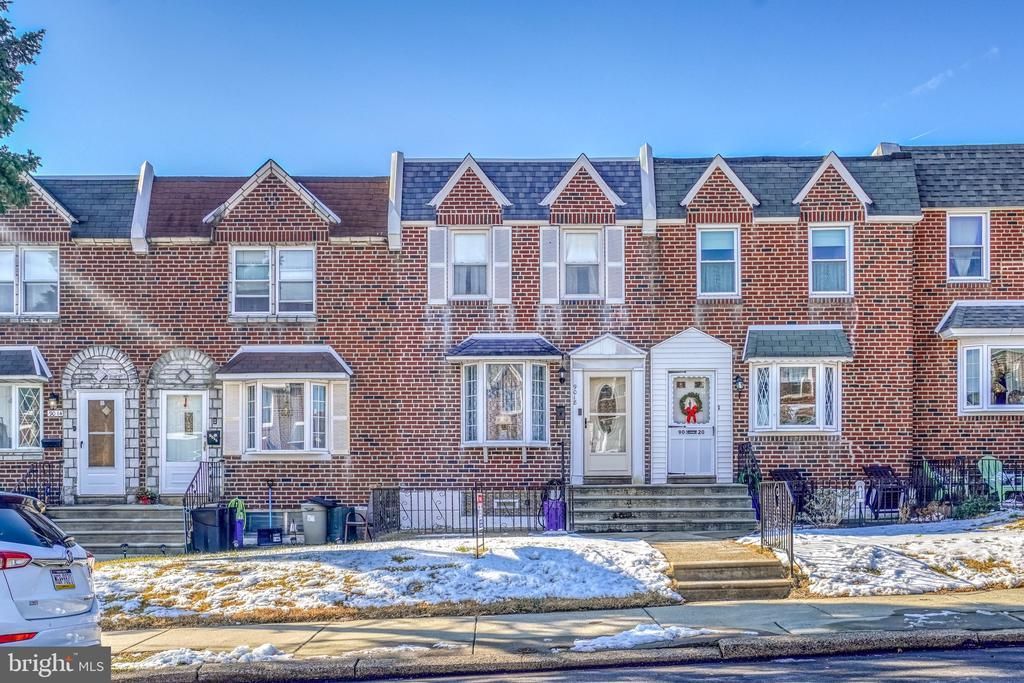 9018 Wesleyan Road, Philadelphia, PA 19136 Main Photo