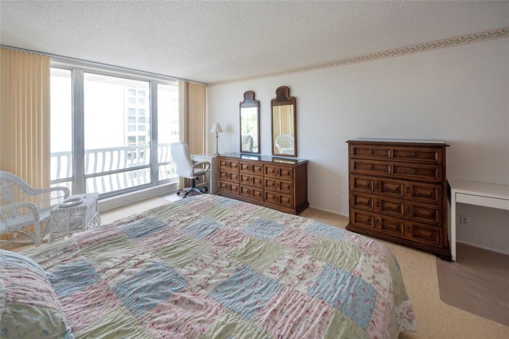 4020 Galt Ocean Drive, Unit 309, Fort Lauderdale, FL 33308 Photo