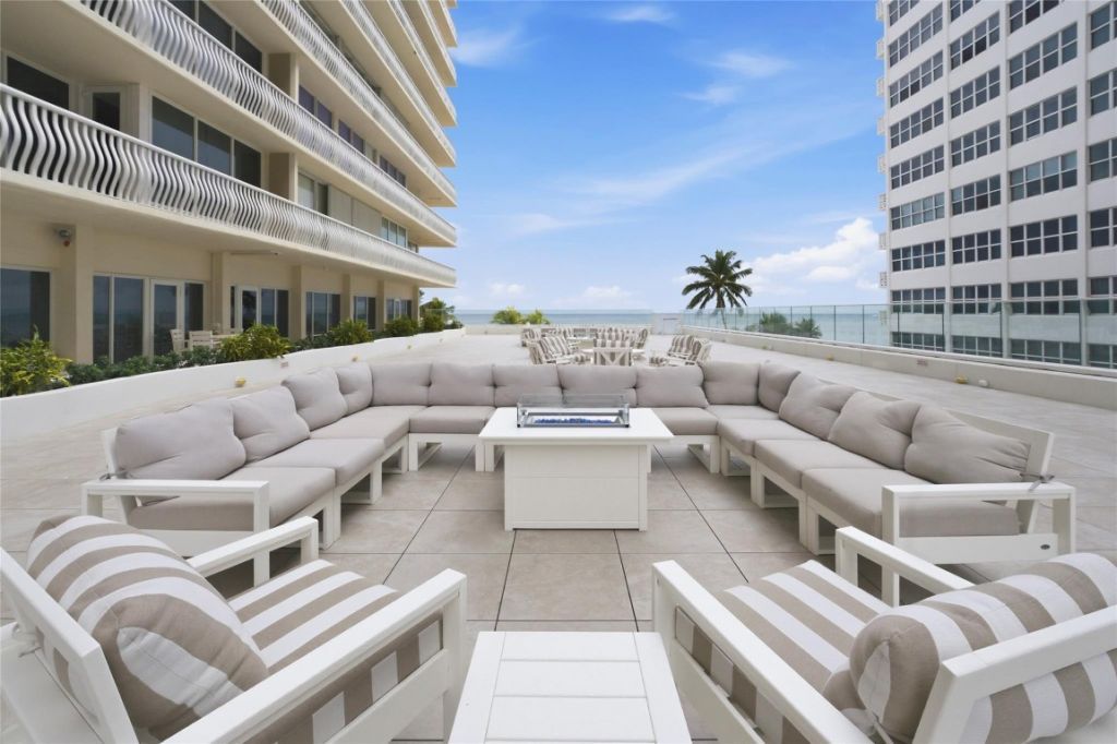 4020 Galt Ocean Drive, Unit 309, Fort Lauderdale, FL 33308 Photo
