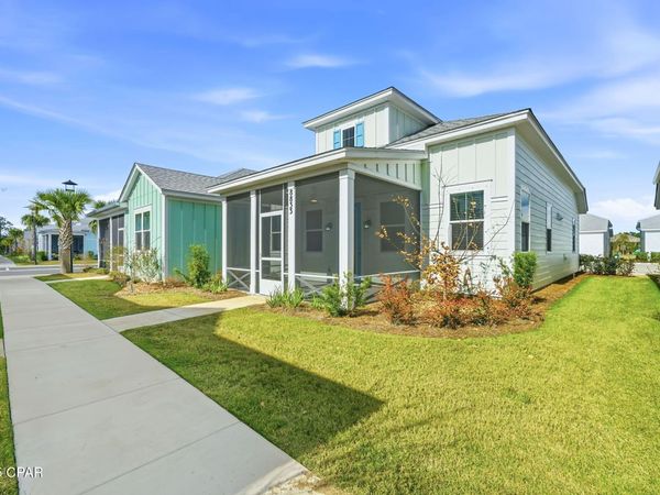 8833 Attitude Avenue, Panama City Beach, FL 32413