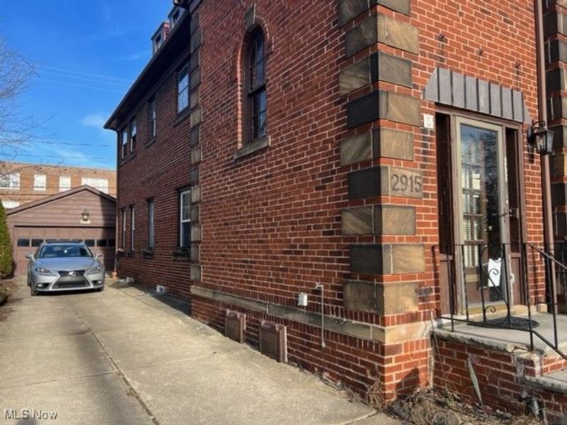 2915 Ludlow Road, Cleveland, OH 44120 Photo 6