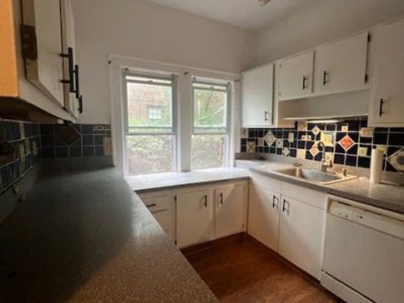 2915 Ludlow Road, Cleveland, OH 44120 Photo 8