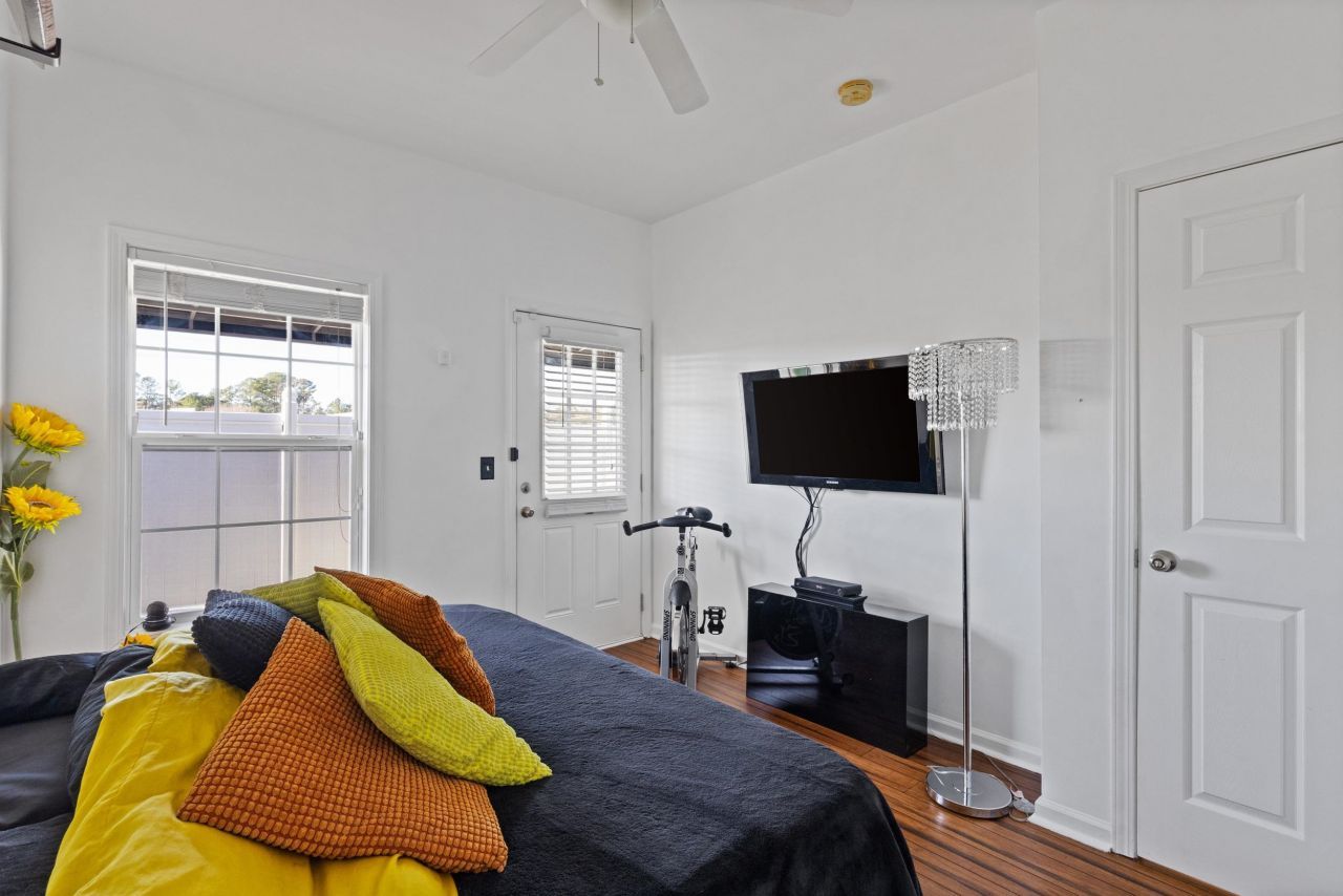 141 Addison Cottage Way Photo 10