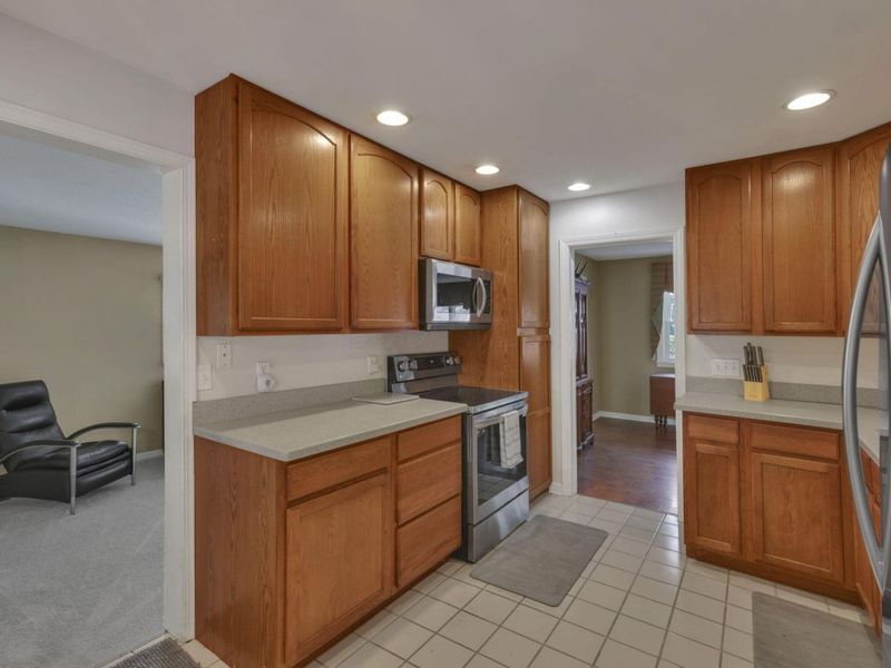 122 Wilshire Drive , Hebron, OH 43025 Photo 11