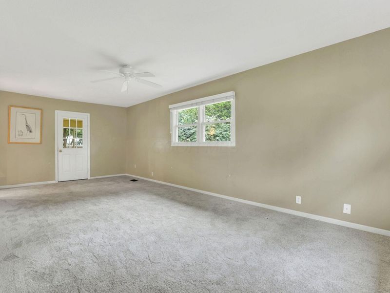 122 Wilshire Drive, Hebron, OH 43025 Photo 16