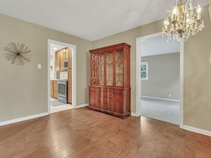 122 Wilshire Drive, Hebron, OH 43025 Photo 8