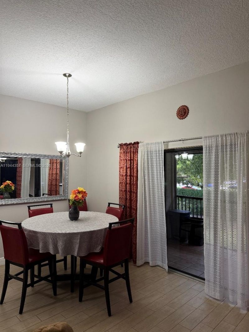 8019 NW 15th Mnr, Unit 8019, Plantation, FL 33322 Photo