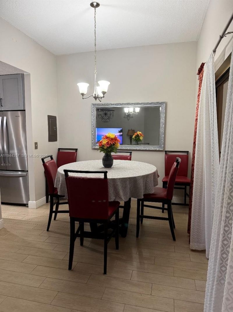 8019 NW 15th Mnr, Unit 8019, Plantation, FL 33322 Photo