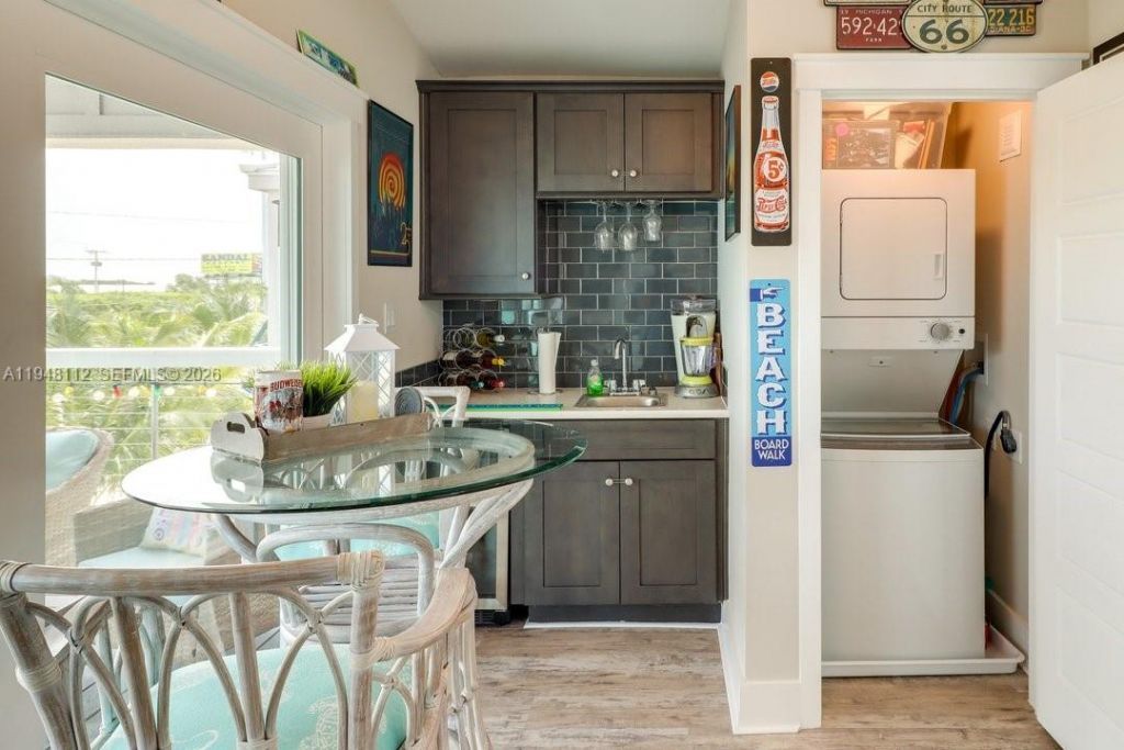 101 11th Street Ocean, Unit 17, Marathon, FL 33050 Photo