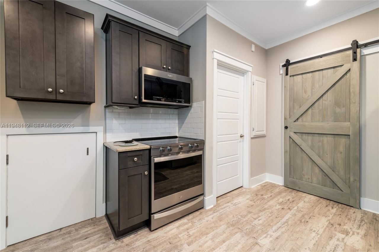 101 11th Street Ocean, Unit 17, Marathon, FL 33050 Photo