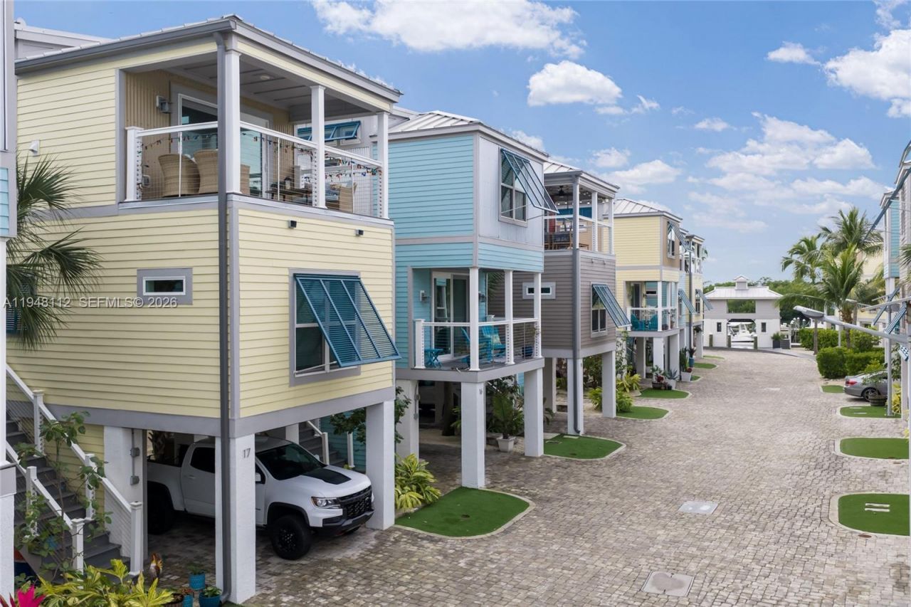 101 11th Street Ocean, Unit 17, Marathon, FL 33050 Photo