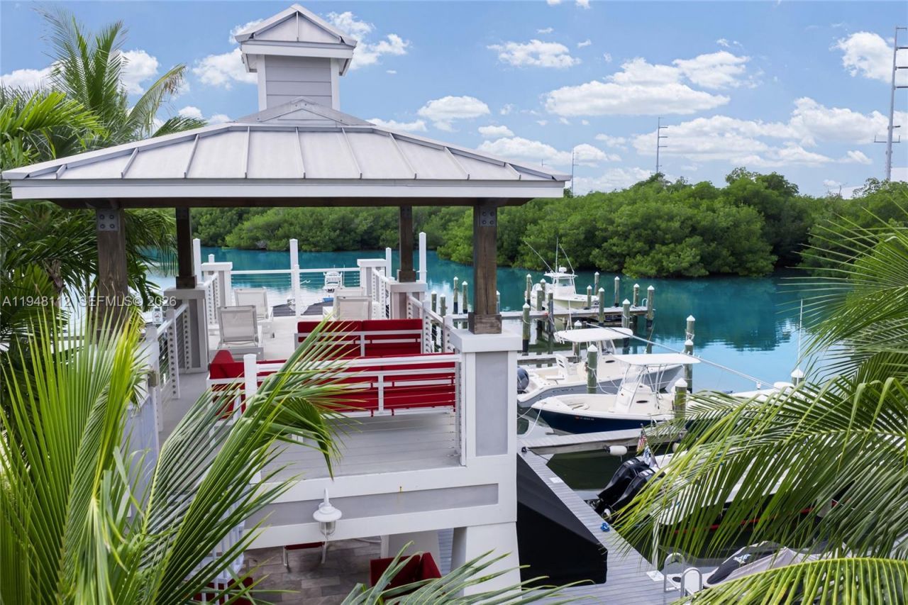 101 11th Street Ocean, Unit 17, Marathon, FL 33050 Photo