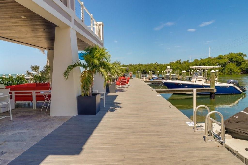 101 11th Street Ocean, Unit 17, Marathon, FL 33050 Photo