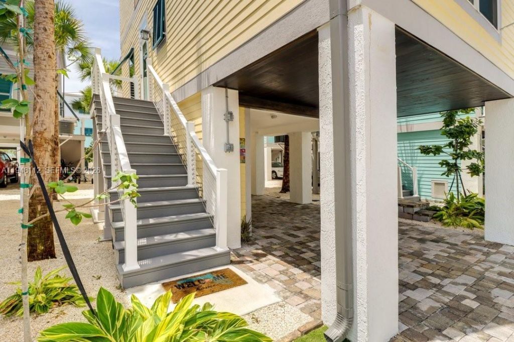 101 11th Street Ocean, Unit 17, Marathon, FL 33050 Photo