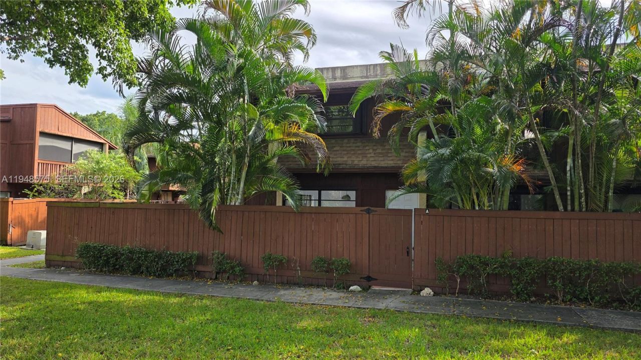7124 SW 114th Pl, Unit A, Miami, FL 33173 Photo
