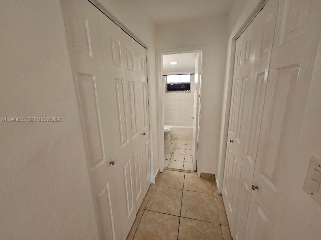 441 NE 195th St, Unit 105, Miami, FL 33179 Photo