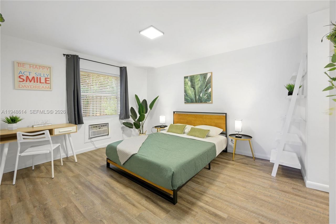 1730 NE 7th St , Unit 1-5, Fort Lauderdale, FL 33304 Photo