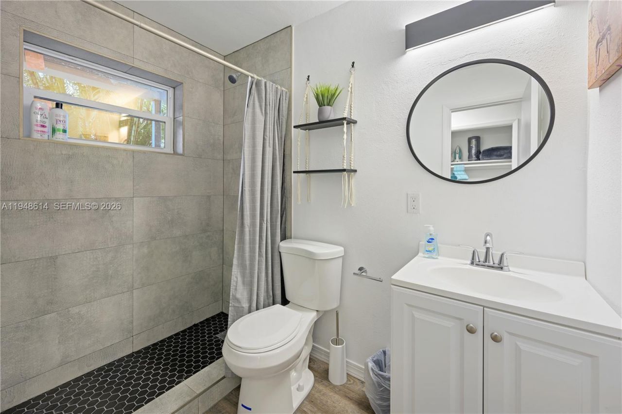 1730 NE 7th St , Unit 1-5, Fort Lauderdale, FL 33304 Photo