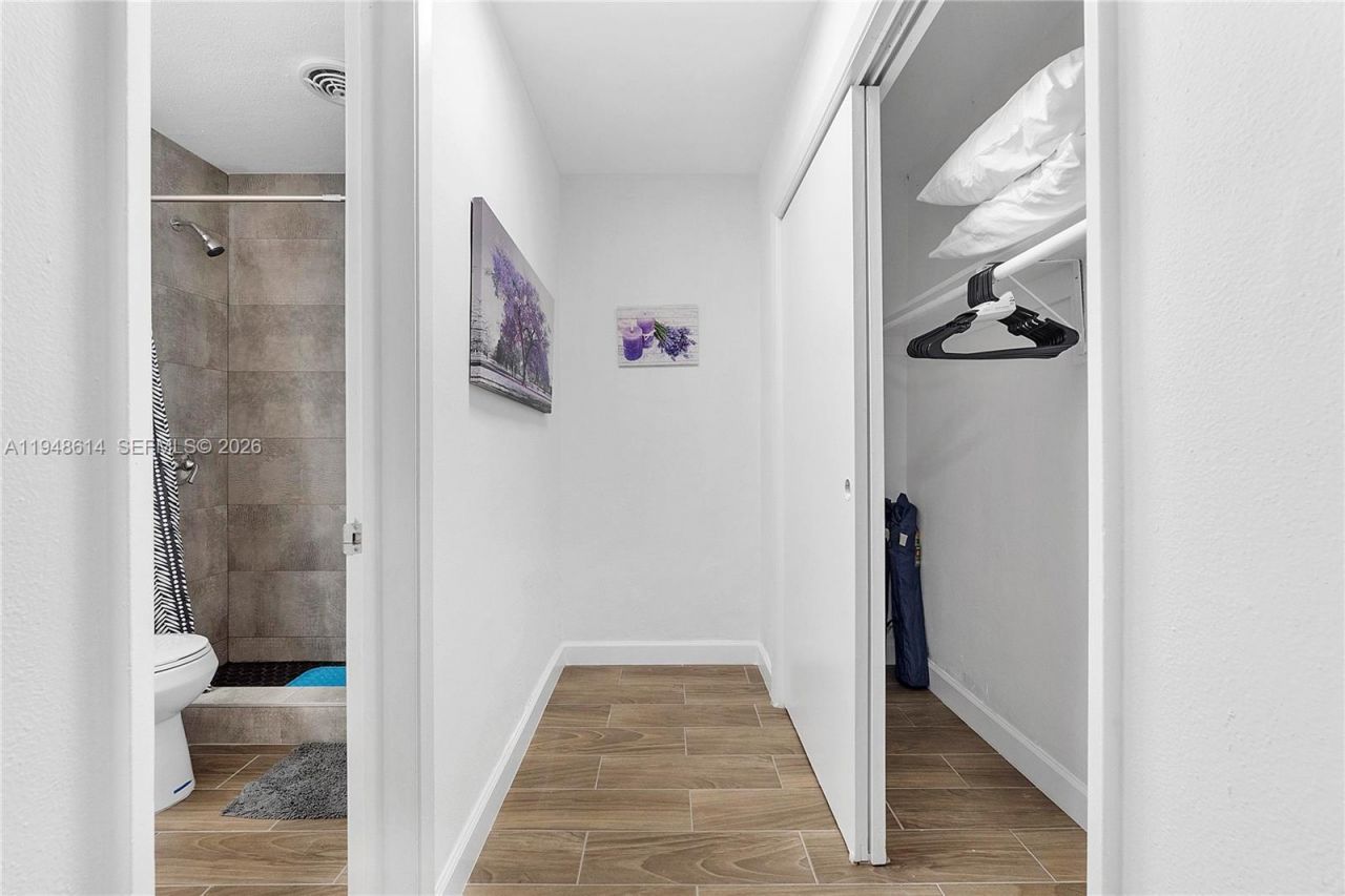 1730 NE 7th St , Unit 1-5, Fort Lauderdale, FL 33304 Photo