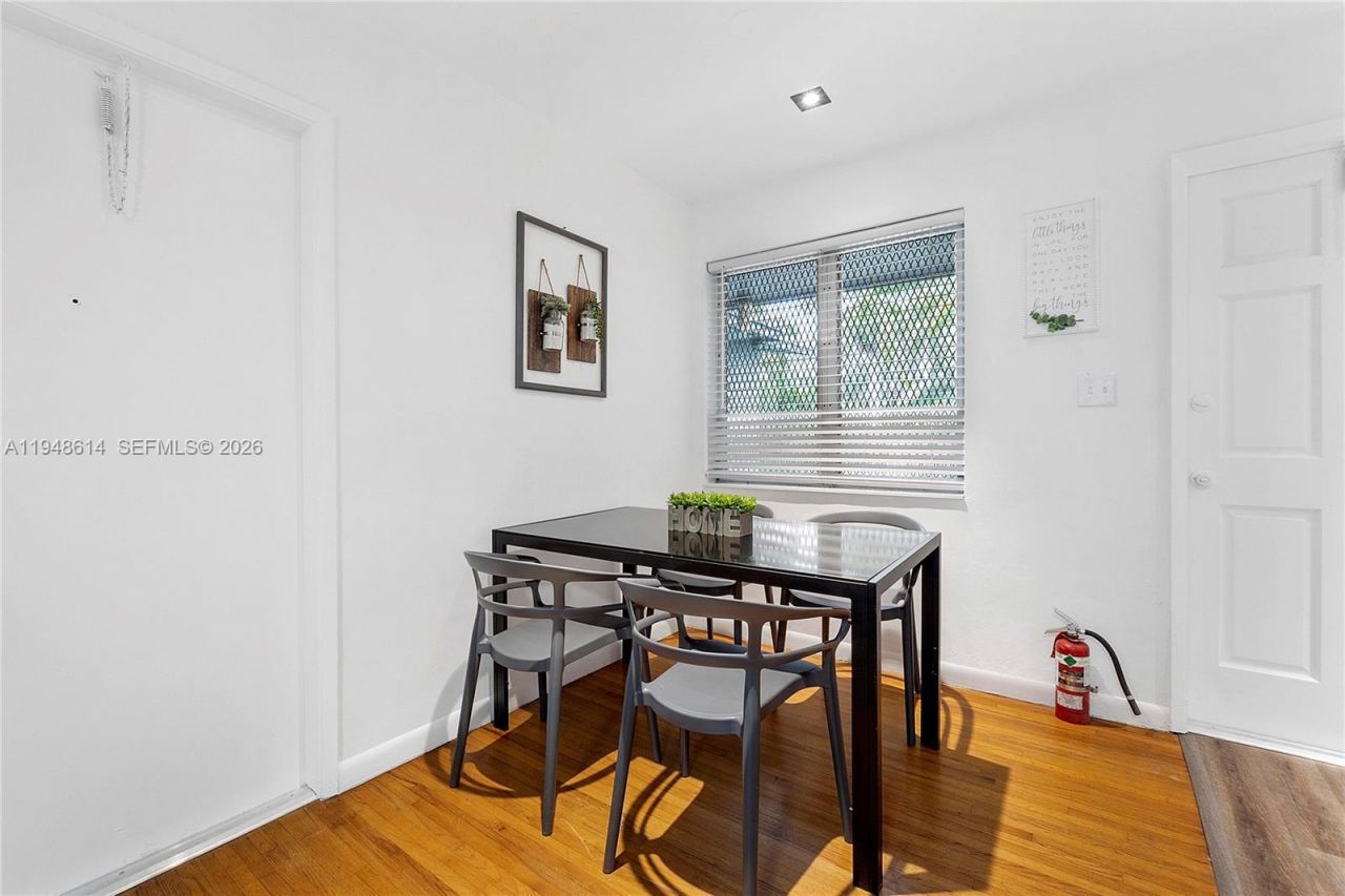 1730 NE 7th St , Unit 1-5, Fort Lauderdale, FL 33304 Photo