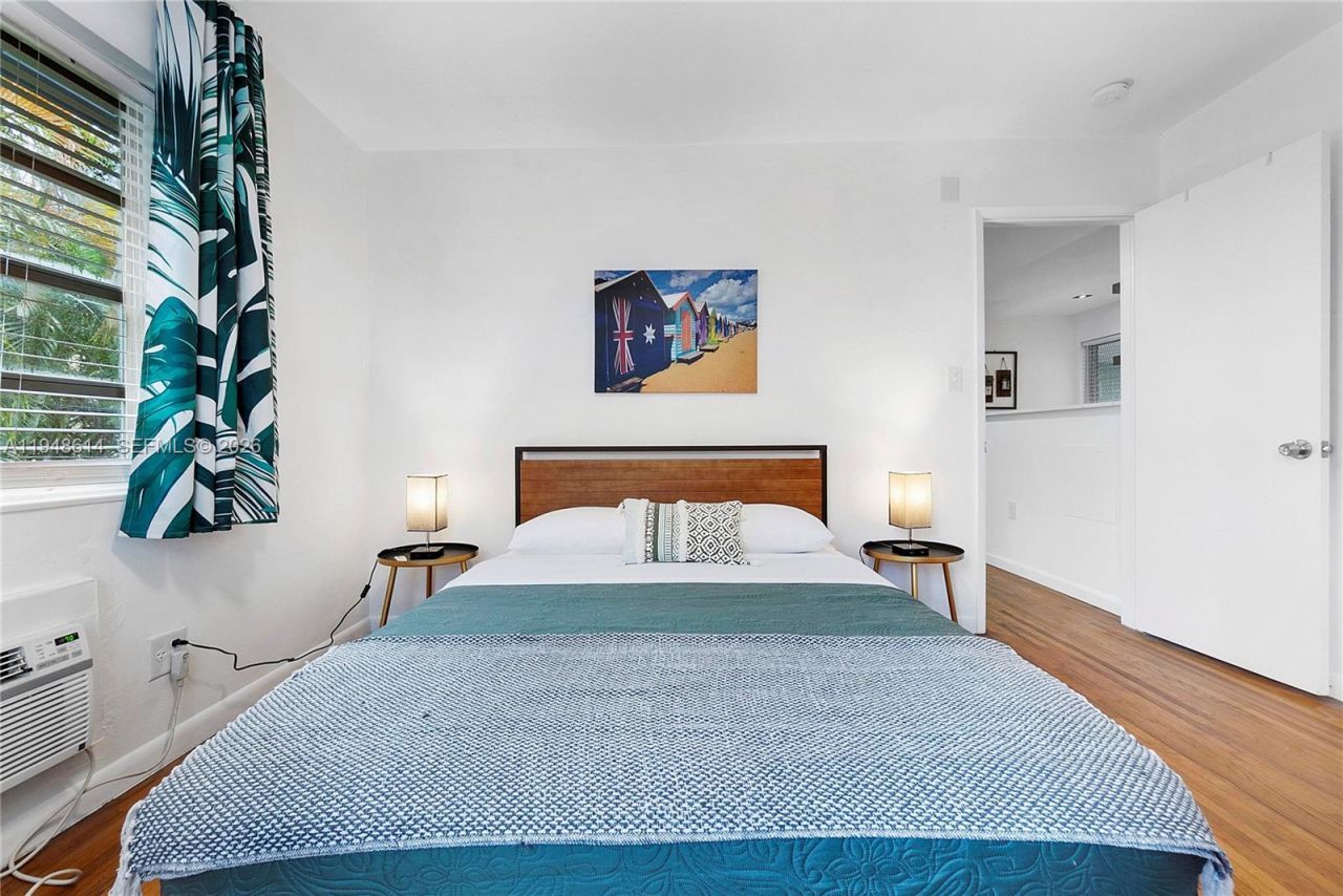 1730 NE 7th St , Unit 1-5, Fort Lauderdale, FL 33304 Photo