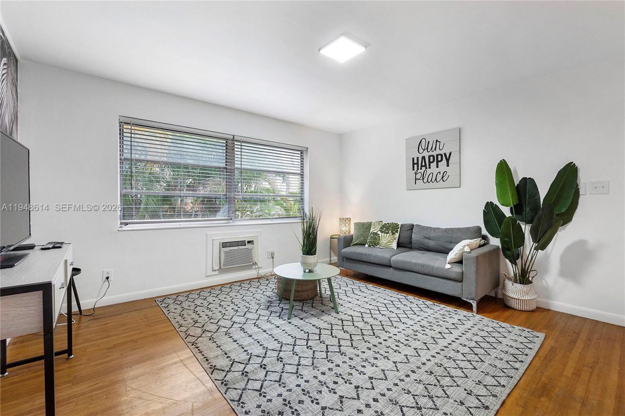 1730 NE 7th St , Unit 1-5, Fort Lauderdale, FL 33304 Photo