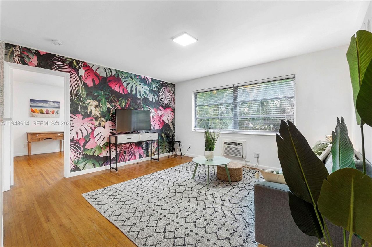 1730 NE 7th St , Unit 1-5, Fort Lauderdale, FL 33304 Photo