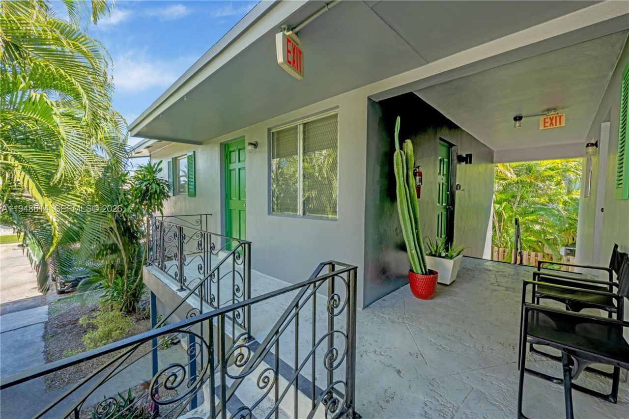 1730 NE 7th St , Unit 1-5, Fort Lauderdale, FL 33304 Photo