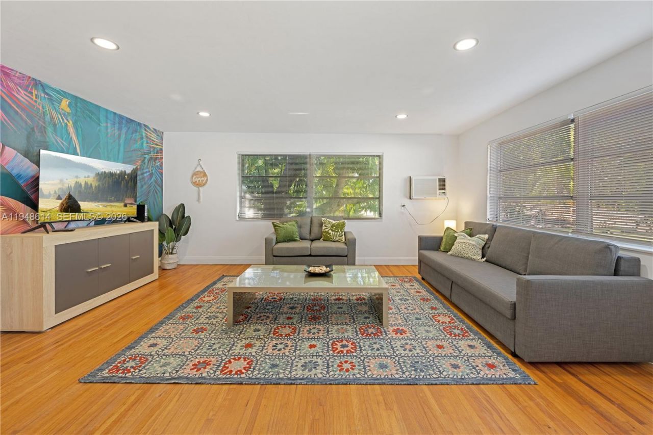 1730 NE 7th St , Unit 1-5, Fort Lauderdale, FL 33304 Photo