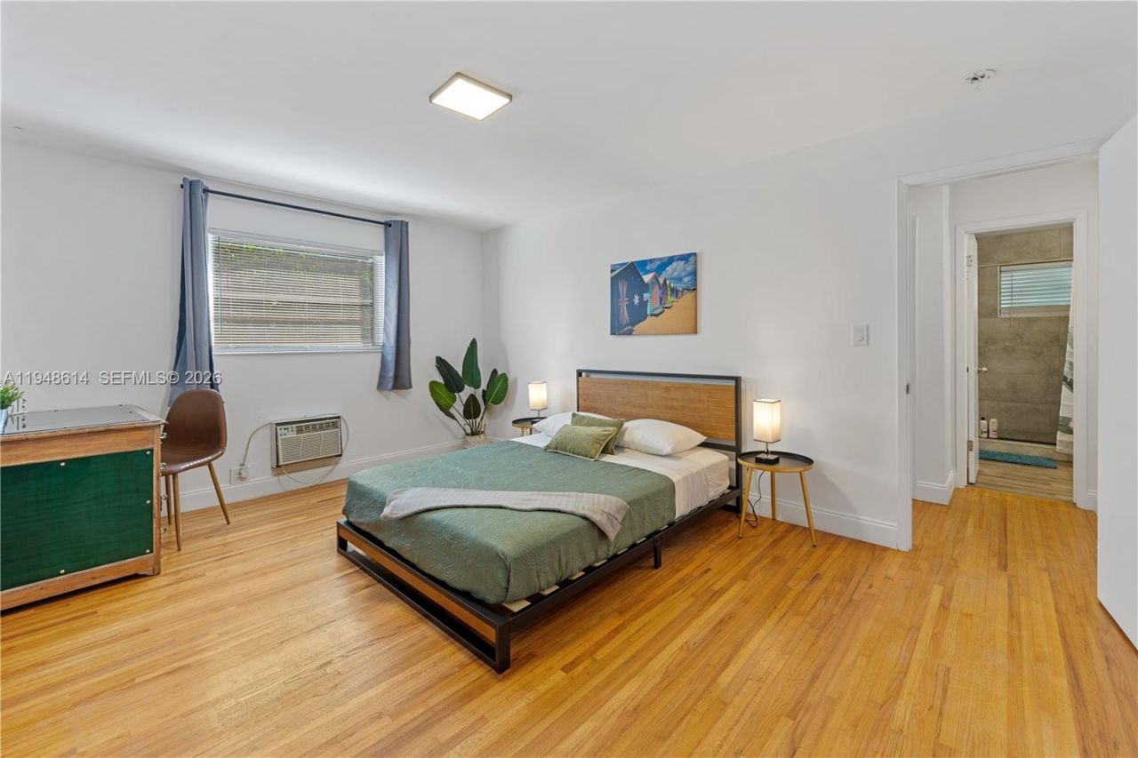 1730 NE 7th St , Unit 1-5, Fort Lauderdale, FL 33304 Photo