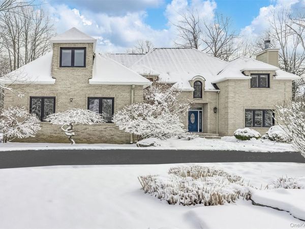 25 Coe Farm Road, Suffern, NY 10901