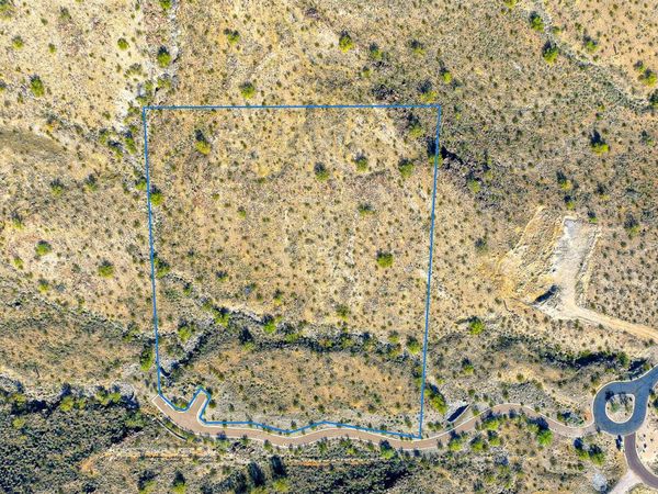 21640 W MOUNTAIN COVE Place, Unit 2, Buckeye, AZ 85396