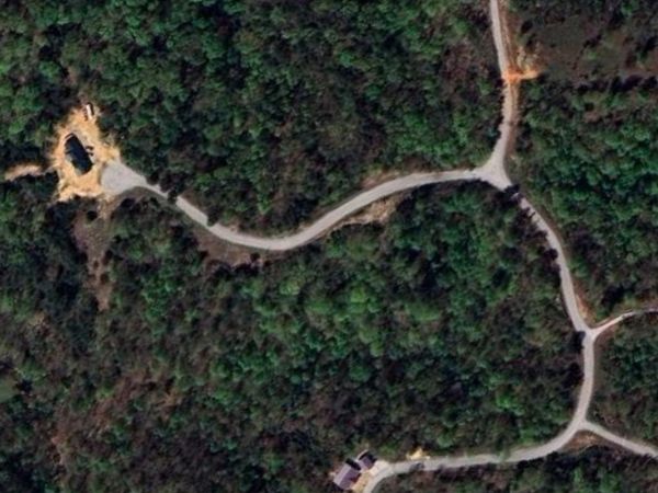 1 Doverdale Rd, Waverly, TN 37185