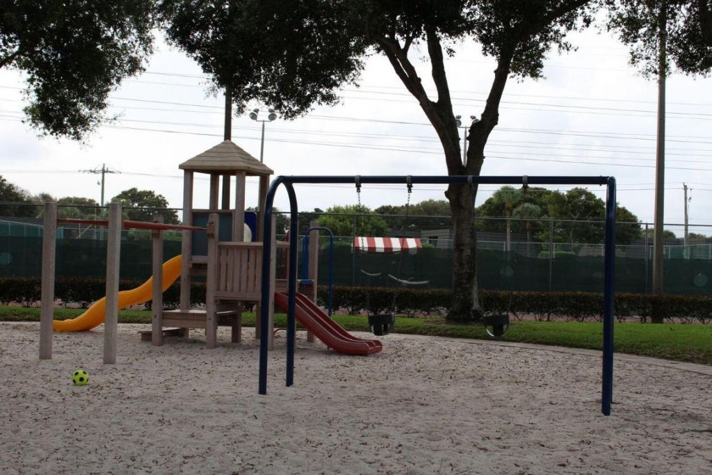 7510 75th Way, West Palm Beach, FL 33407 Photo