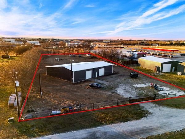 17549 US Highway 380 W, Ponder, TX 76259