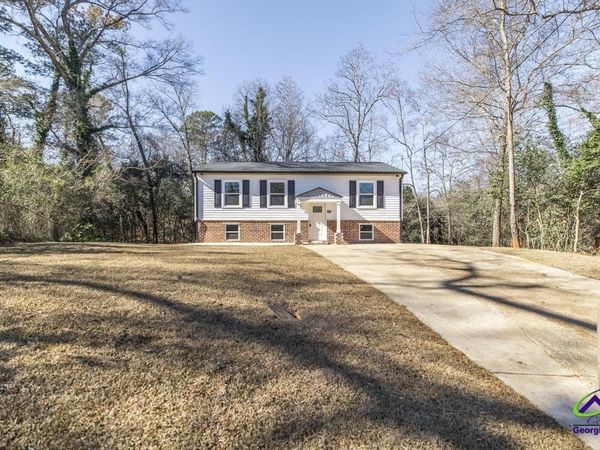102 Oregon Ct, Warner Robins, GA 31093