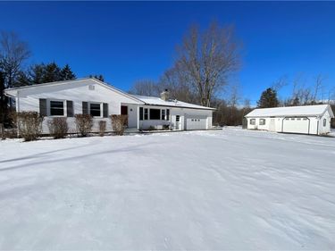 2838 Kendall Road, Holley, NY 14470