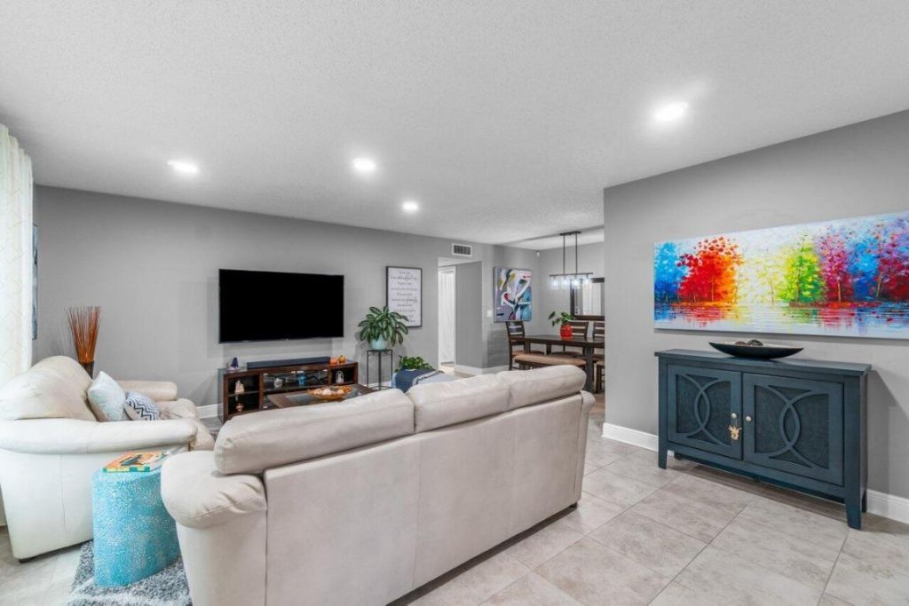 4935 NW 2nd Street, Unit A, Delray Beach, FL 33445 Photo