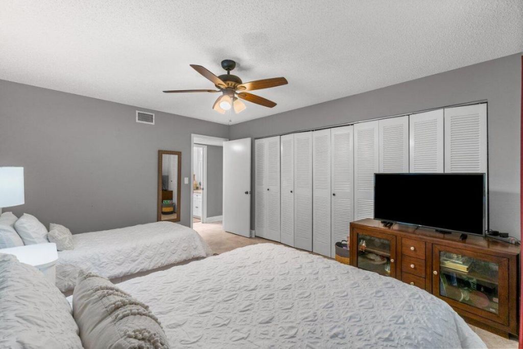 4935 NW 2nd Street, Unit A, Delray Beach, FL 33445 Photo