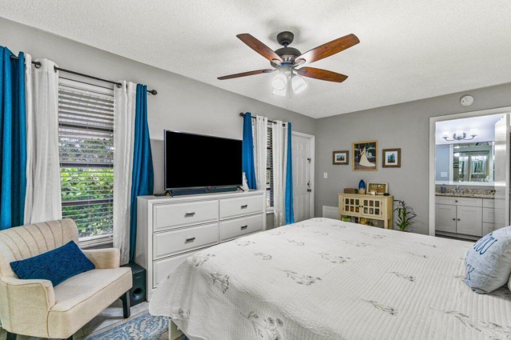 4935 NW 2nd Street, Unit A, Delray Beach, FL 33445 Photo