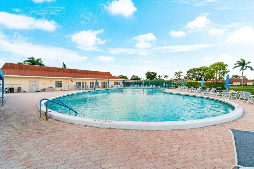 4935 NW 2nd Street, Unit A, Delray Beach, FL 33445 Photo