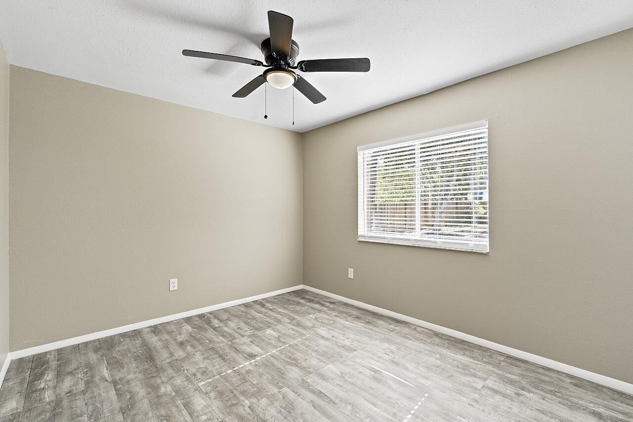 111 Alameda Avenue, Sebastian, FL 32958 Photo